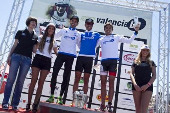 Il podio 2013 del Valencia LD Triathlon