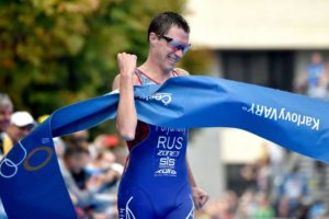 Il russo Dmitry Polyanskiy vince l'ITU Triathlon World Cup a Karlovy Vary (Repubblica Ceca) domenica 2 settembre 2018 (Foto ©ITU Media / Janos Schmidt)