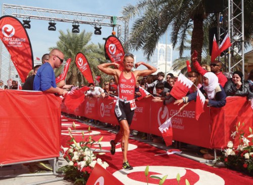 Il trionfo di Helle Frederiksen al 1° Challenge Bahrain del 6 dicembre 2014 (Foto: Charlie Crowhurst/Getty Images)