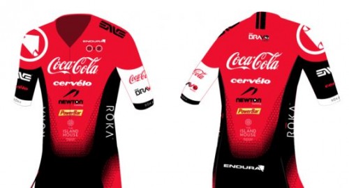 La divisa 2015 del Team Bravo Triathlon Coca Cola