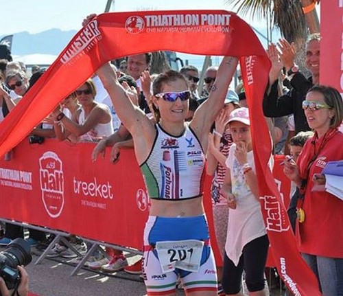 Martina Dogana trionfa al 1° Sardinia Half Triathlon di Cagliari sabato 2 maggio 2015