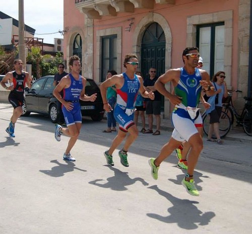 I protagonisti della gara maschile del Triathlon Marzamemi 2015 su distanza sprint