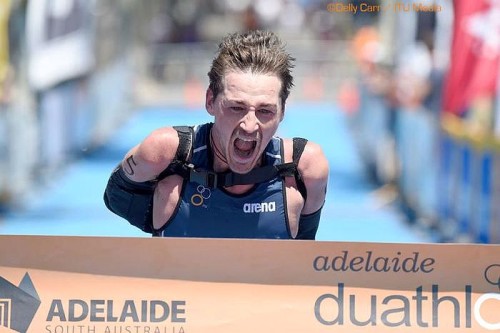 Alessandro Carvani Minetti libera la sua gioia per l'oro Mondiale di Paraduathlon 2015 vinto ad Adelaide