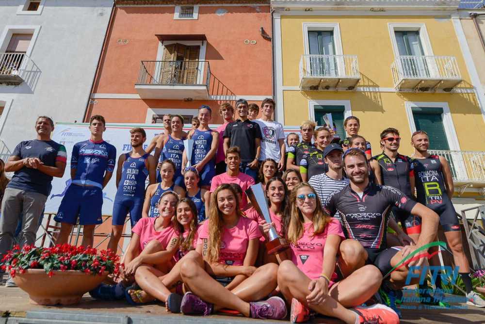 Il team Minerva Roma si aggiudica la 1^ edizione del Circuito Mixed Relay, davanti a TD Rimini e Raschiani Triathlon Pavese (Foto ©FiTri / Tiziano Ballabio)