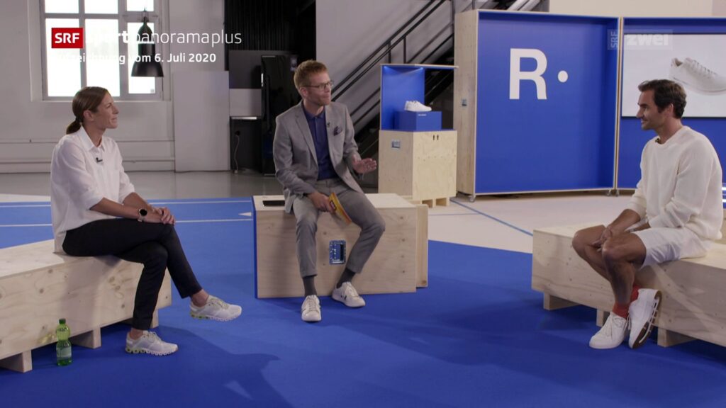 I campioni rossocrociati Nicola Spirig e Roger Federer intervistati dalla tv svizzera