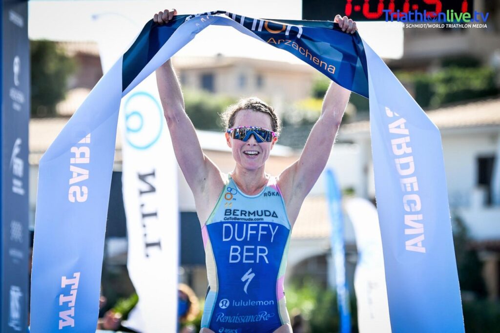 Flora Duffy trionfa all'ITU World Cup Triathlon Arzachena 2020 (Foto: World Triathlon Media)