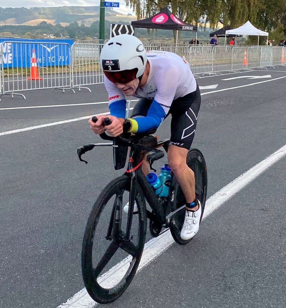 Cameron Brown in azione all'Ironman New Zealand 2021