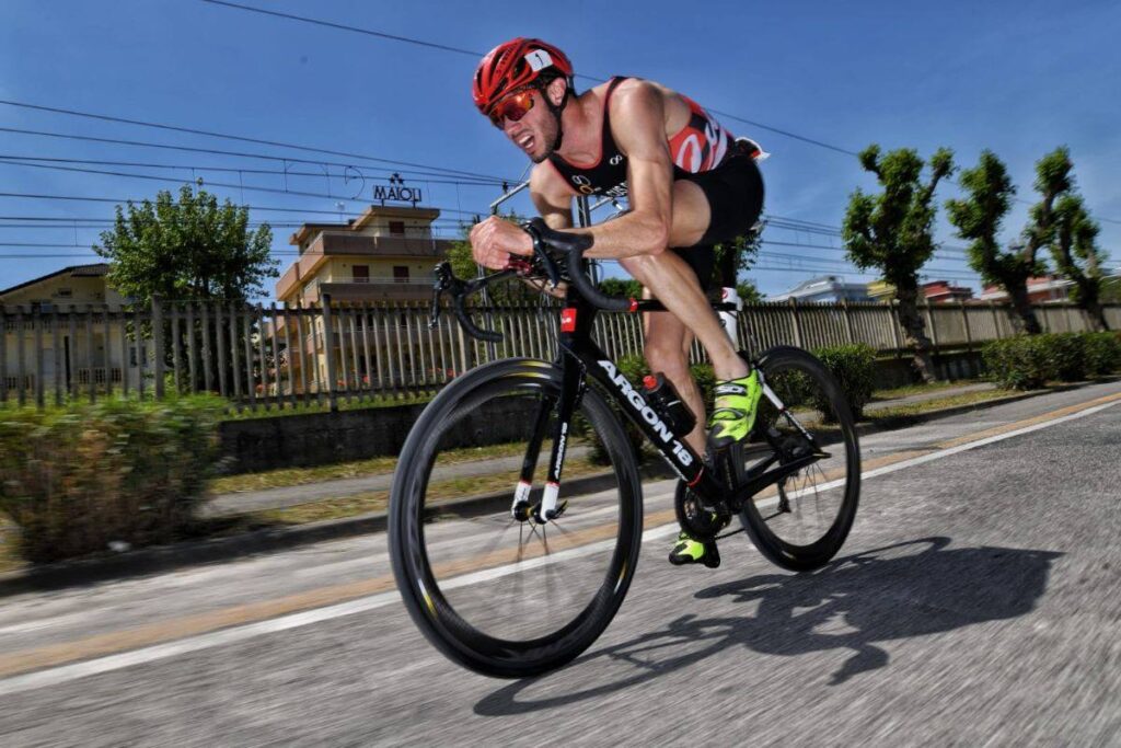 Riccardo Brighi chiude al secondo posto il Challenge Riccione Triathlon Sprint di sabato 8 maggio 2021