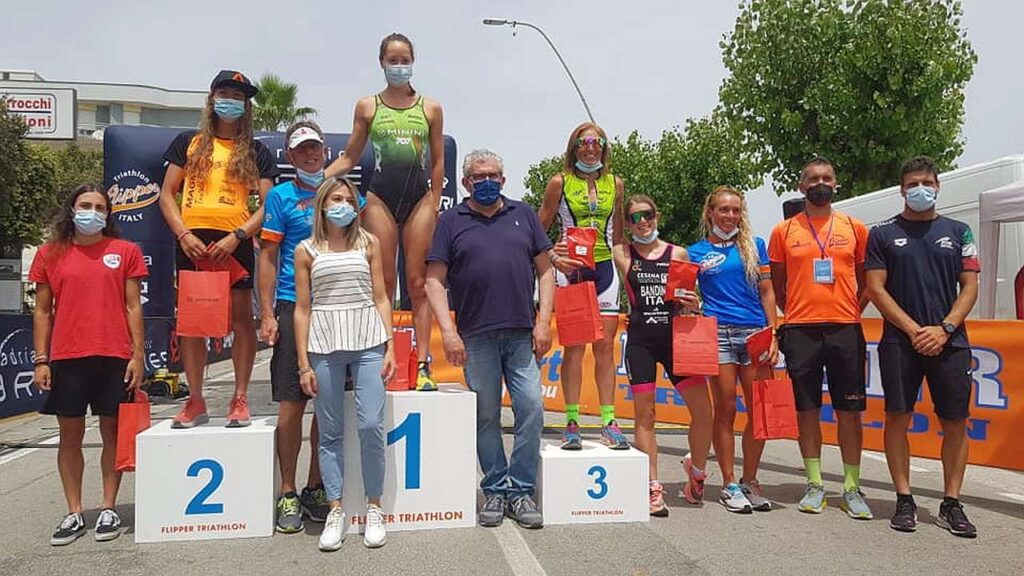 Triathlon Olimpico Alba Adriatica, domenica 20 giugno 2021: il podio femminile, vince Lilli Gelmini