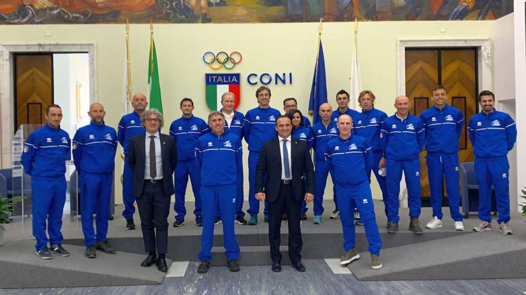 La nuova squadra tecnica della nazionale. della Federazione Italiana Triathlon (Foto: FITri.it)