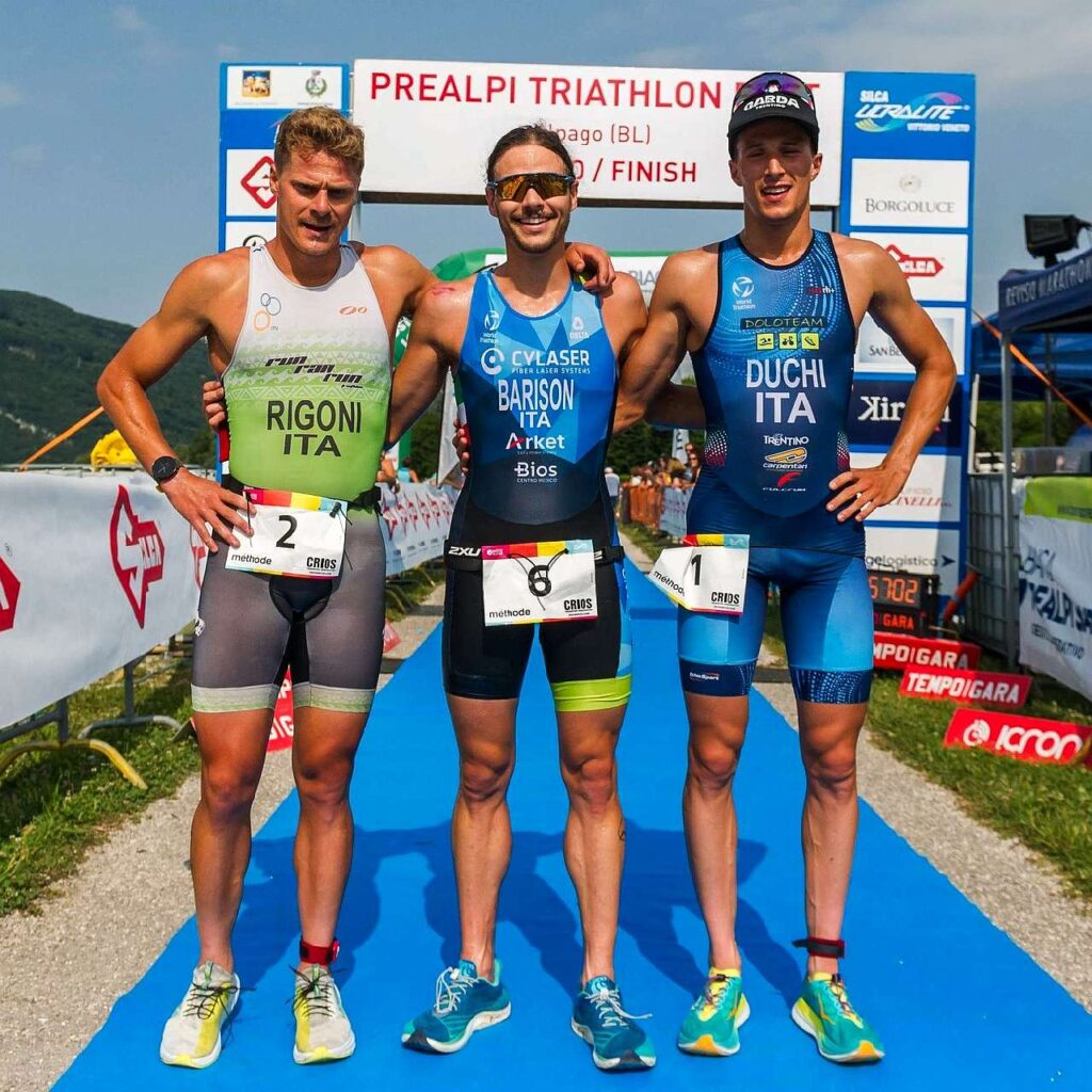 Triathlon Silca Cup Alpago 2023, il podio uomini: vince Marco Barison